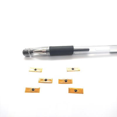 علامات 213 RFID NFC 5.8 * 15 مم علامة RFID الصغيرة للإدارة المدمجة
