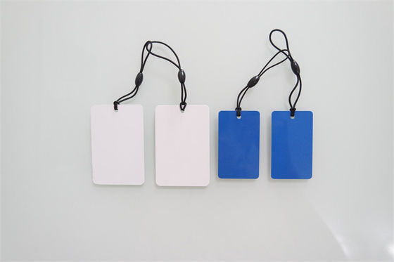 512 بت RFID ملصق تسمية علامات ملابس RFID قراءة المسافة 5 متر