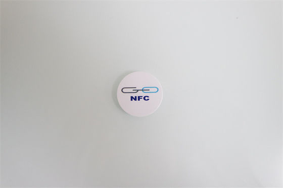 ISO 14443A CR80 البلاستيك بطاقة RFID NFC تردد 13.56 ميجا هرتز 213
